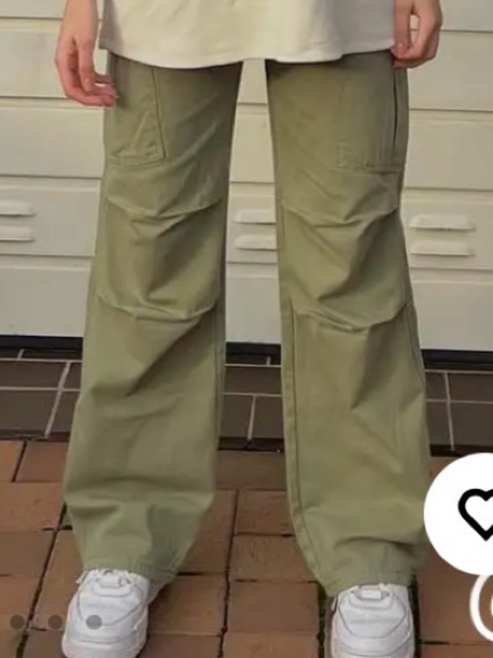 Cider Straight-Leg Cargo Pants in Olive Green